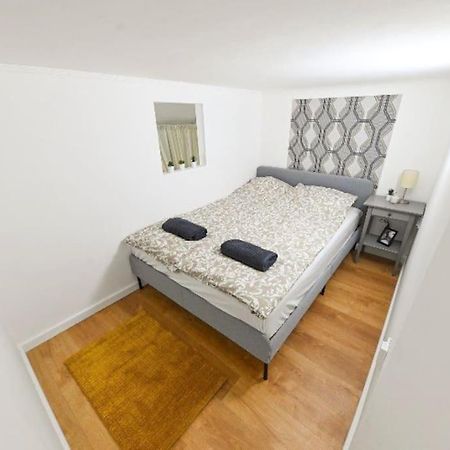 2 Bedroom Flat In Damjanich Str., Hirsch Budapest Esterno foto